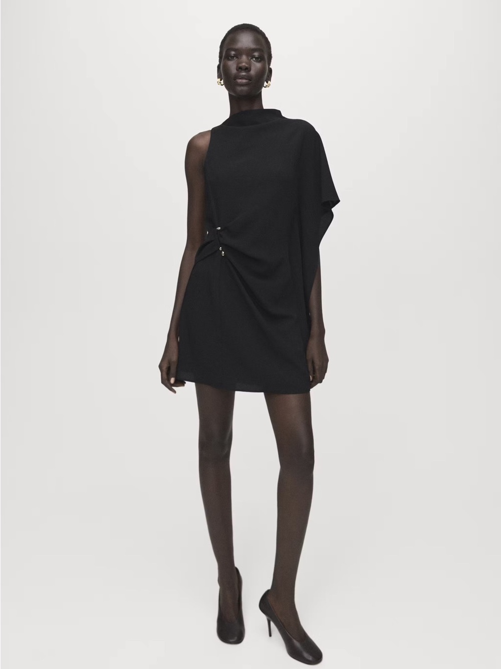 NWT (size 6) MANGO SHORT ASYMMETRICAL SLEEVE DRESS